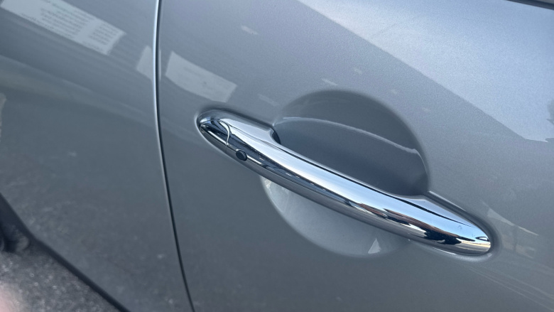 MINI Hatchback 1.5 Cooper Classic II 5dr Auto Petrol Hatchback